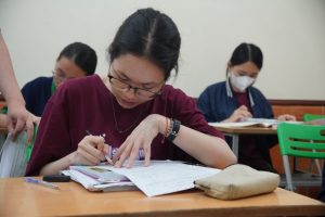 bi-quyet-cung-co-kien-thuc-voi-huong-dan-on-toan-giua-ky-hieu-qua