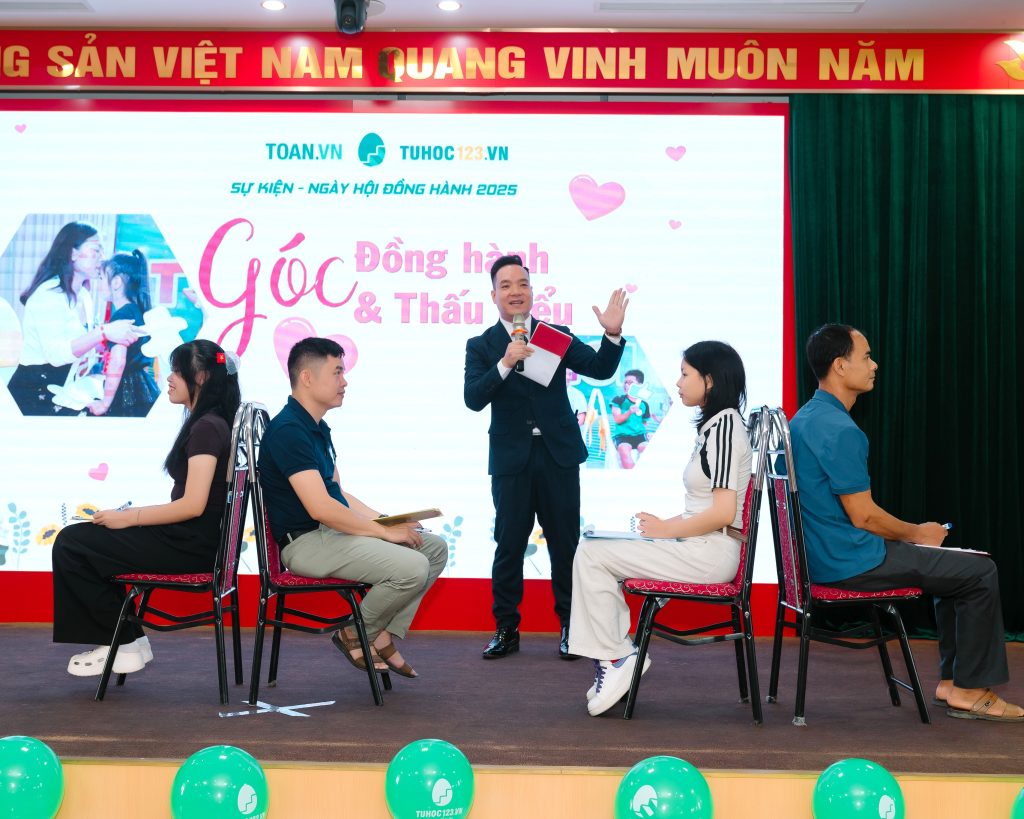 dong-hanh-cung-con-thi-vao-10 (3)