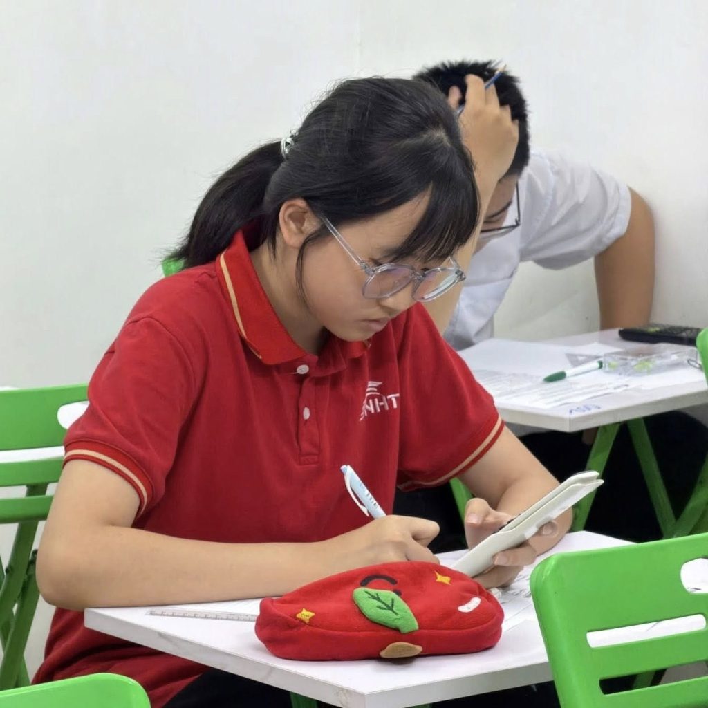 luyen-thi-toan-vao-10-nam-2027 (2)